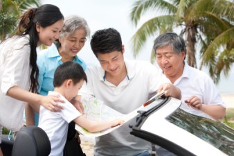 Wealthy Chinese family searching a home in the U.S. - China Elite Focus